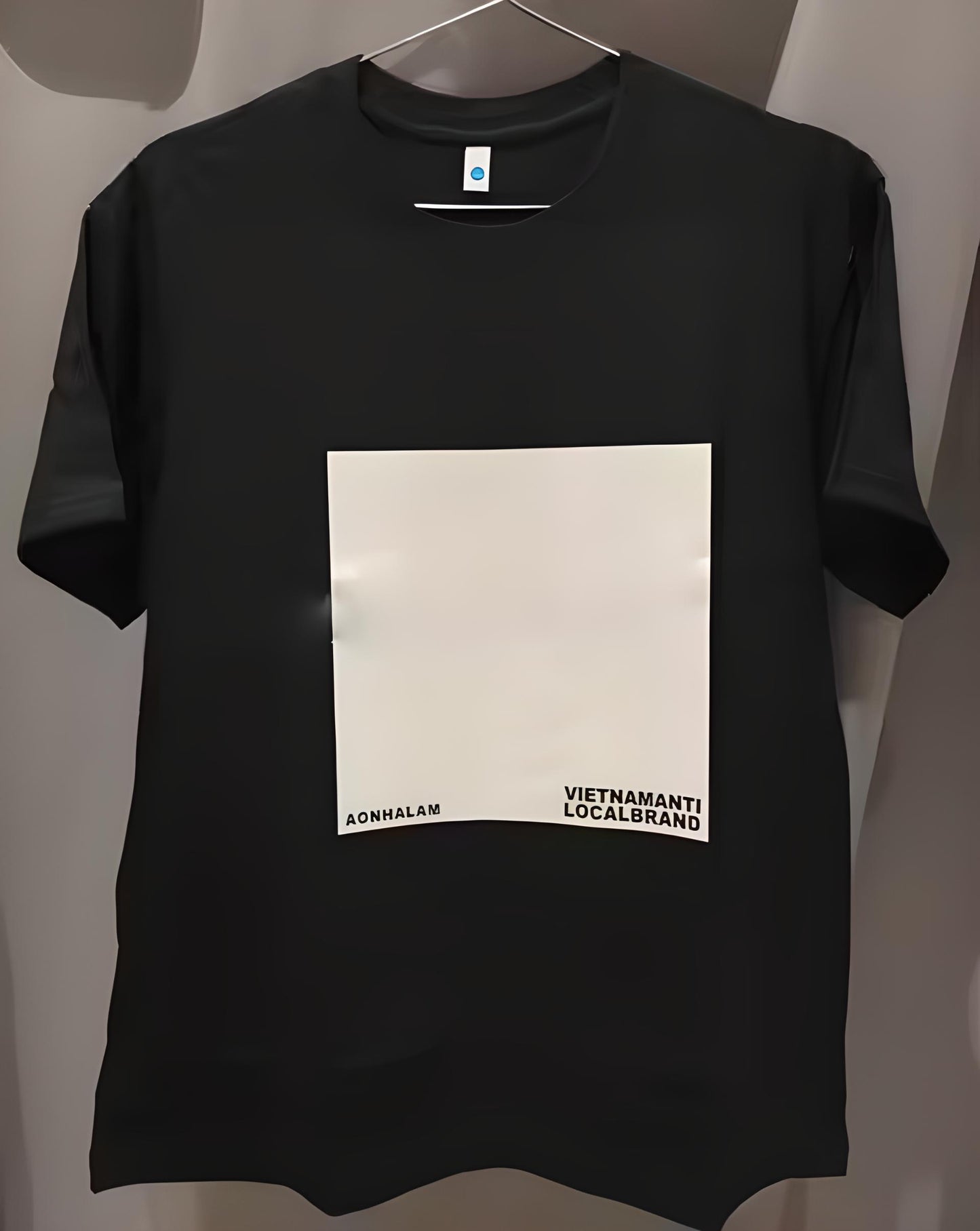 Neon T