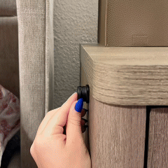 Desk Magnetic Cable Holder (3-Pack) – block 1